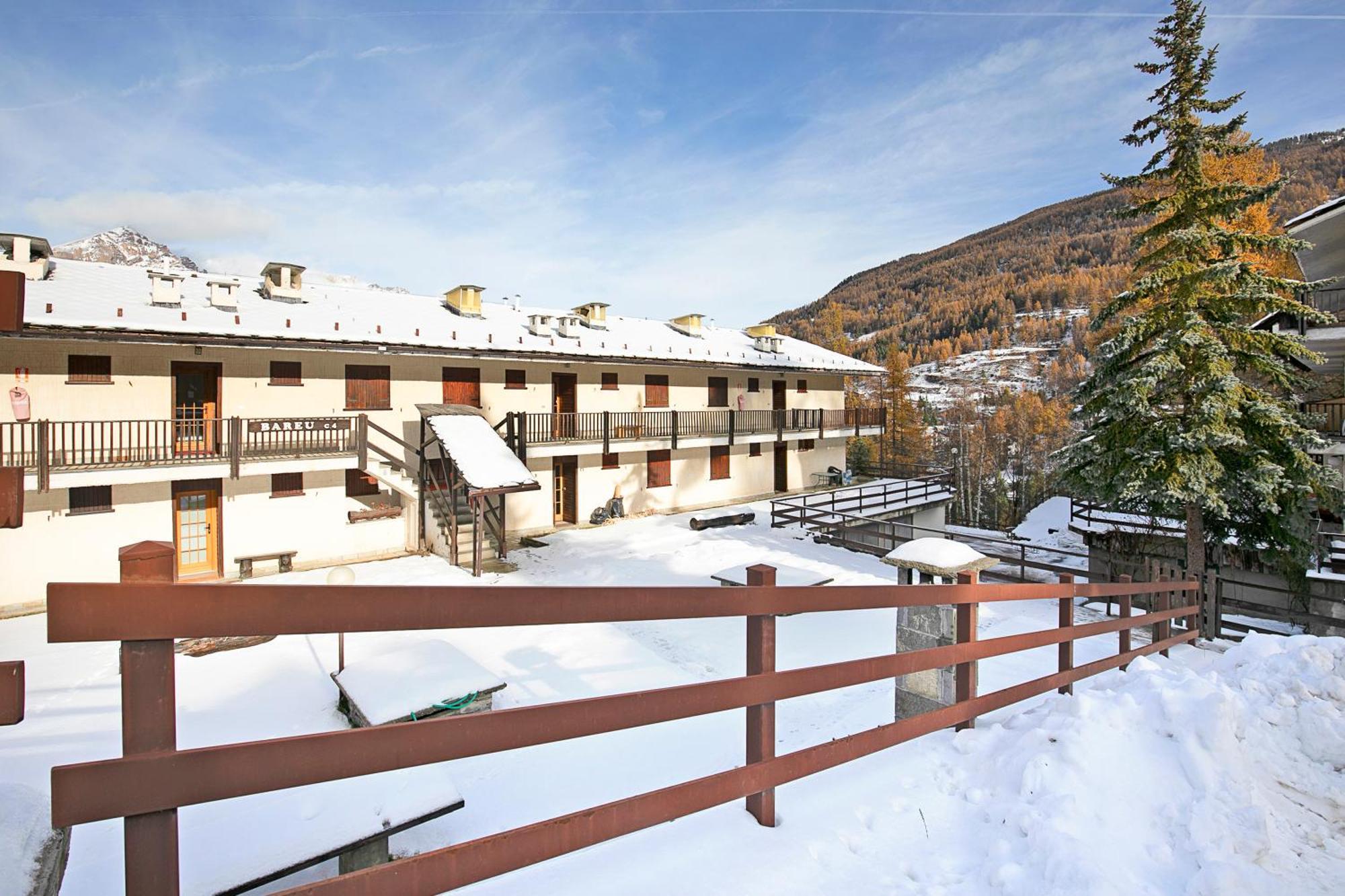 Appartamento Bareu Mountain View - Happy Rentals Oulx Eksteriør billede